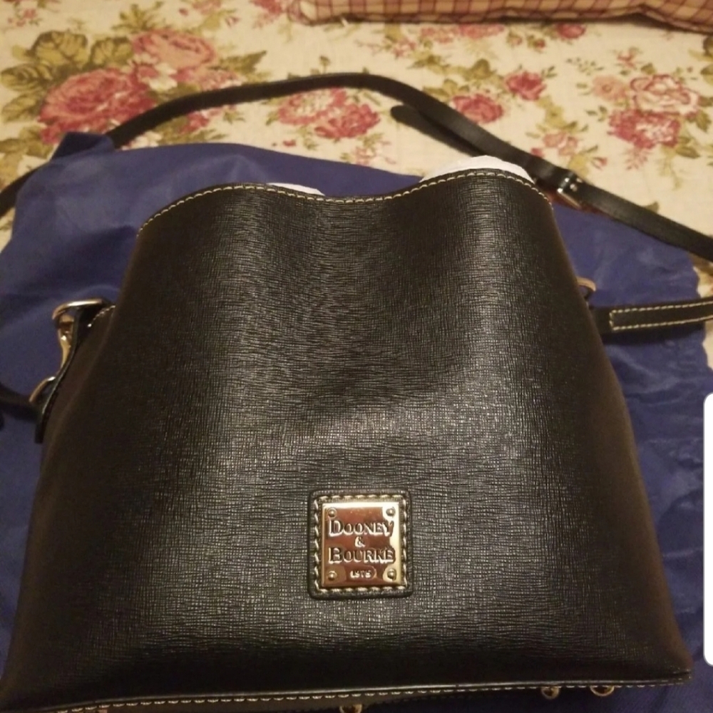 Dooney & Bourke Mini Barlow